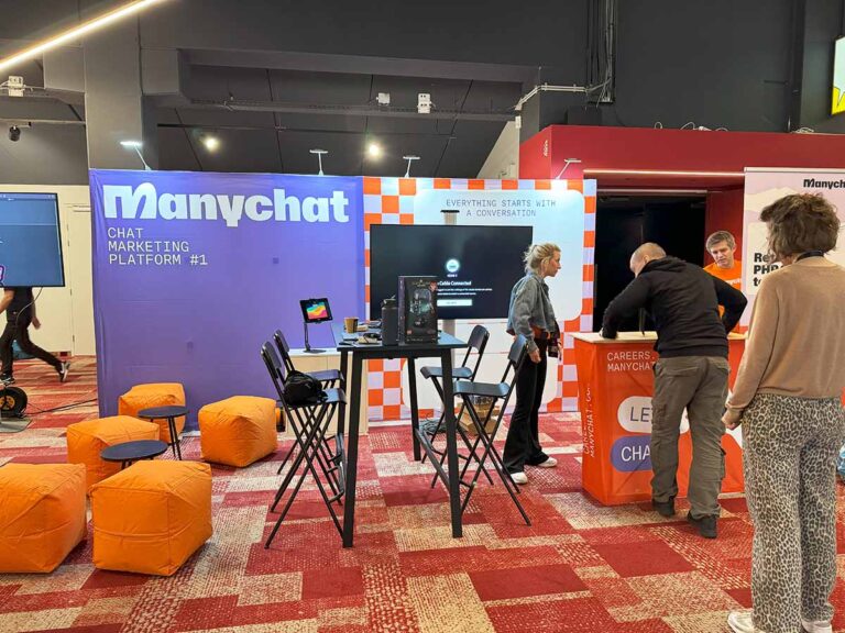 Bau eines Messestandes in Amsterdam 3