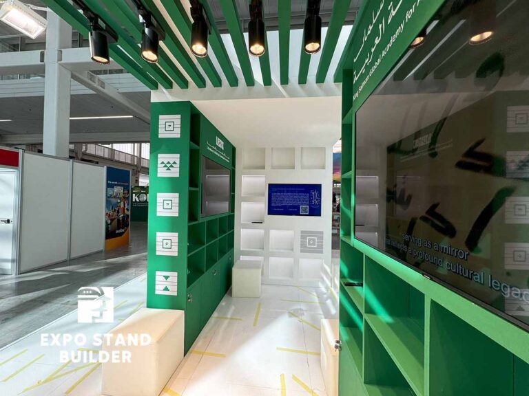 Bau eines Messestandes in Italien 6